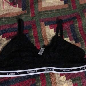 Torrid lace bralette size 4